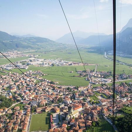 Ai Spiazzi Hotel Mezzocorona Exterior foto